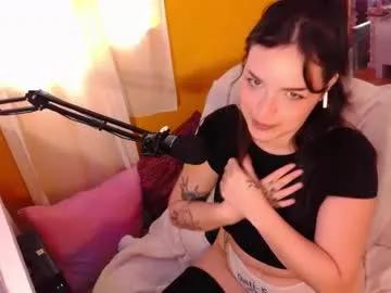 Freechat learaypie on Chaturbate