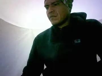 len0n_ on Chaturbate