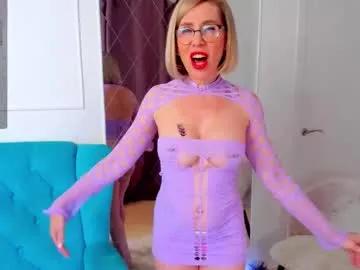 lina_bennet on Chaturbate