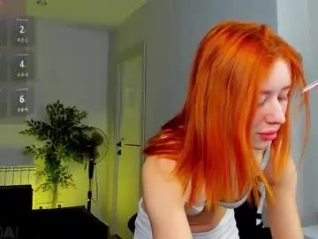 Freechat lisafoxy_ on Chaturbate