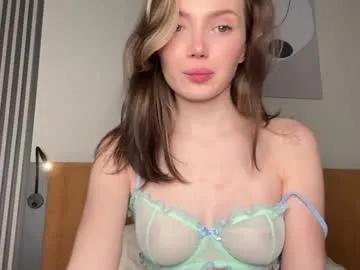 Freechat love_machine_ on Chaturbate