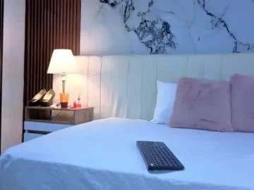 Freechat luna_star__18 on Chaturbate