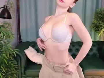 lunaolivia_ on Chaturbate