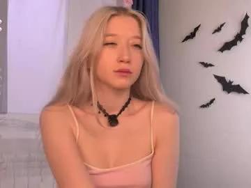 luv_jane — GOAL: gently touch the neck and kiss [49 tokens remaining] We're back together!! Jane and Anna #couple #18 #new #blonde #brunette