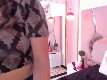 Freechat maiyajoness on Chaturbate