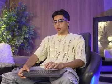 Freechat marcoyethan on Chaturbate