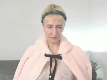 margaretmature — GOAL: Make Me Lose Control [840 tokens remaining] Welcome To My Room Lovense Tip Goals