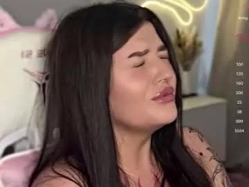 Freechat moonrenata on Chaturbate