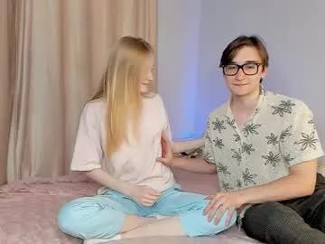 Freechat passionbond on Chaturbate