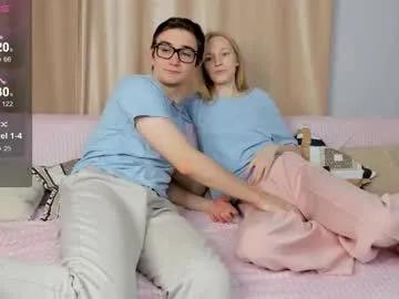 Freechat passionbond on Chaturbate