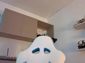 pia_stone1 on Chaturbate