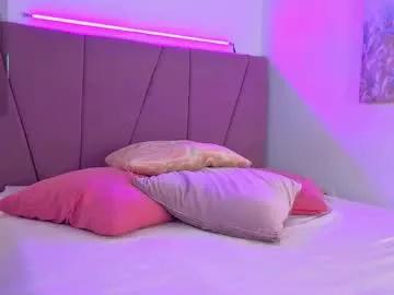 pia_stone1 on Chaturbate