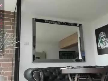 Freechat pretur_crubaa on Chaturbate