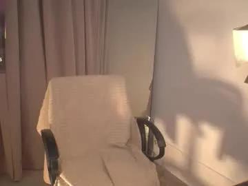 Freechat rainevi on Chaturbate