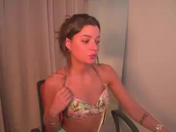 Freechat rainevi on Chaturbate