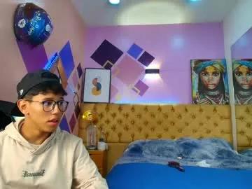 Freechat ryanpricee on Chaturbate