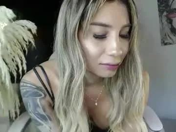 Freechat saragoddesshot on Chaturbate