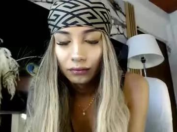 Freechat saragoddesshot on Chaturbate