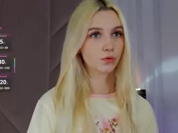 saramist on Chaturbate