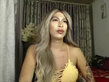 Freechat scarlet_ts69 on Chaturbate