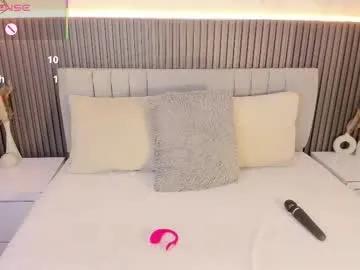 Group shanonclark on Chaturbate