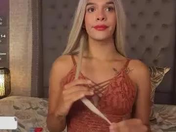 Freechat shantaljoness on Chaturbate