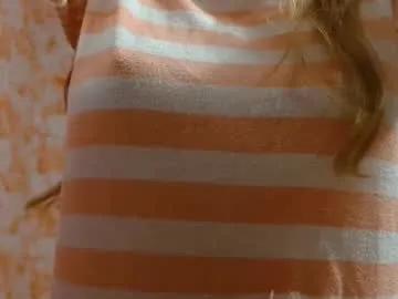 Freechat shelikessoymilk on Chaturbate