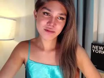 Freechat skyllerkent on Chaturbate