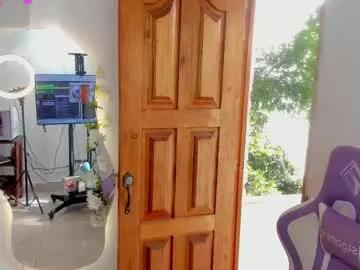 sofia_gold_ on Chaturbate