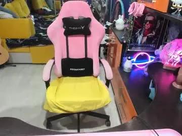 Freechat softie_sofy on Chaturbate