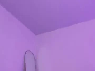 tinymoon_ on Chaturbate