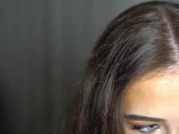 tinyxstar — GOAL: On knees, look up at camera [200 tokens left] #new #18 #shy #teen #petite