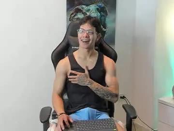 tony_petrov — Big cumm  #new #bigcock #latino #lovense #young [1333 tokens remaining]