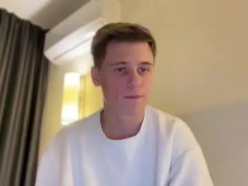 Freechat tyler_garrner on Chaturbate