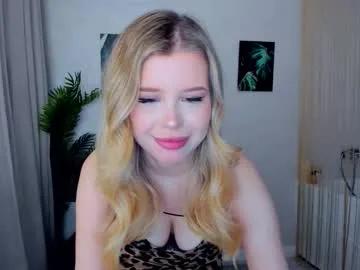 unforgettablalice — BIKINI SHOW <3<3<3 #18 #teen #cute #bigboobs #new [975 tokens remaining]