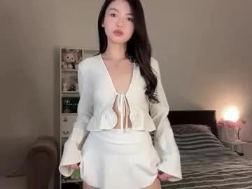 Freechat yourlittlesunrise_ on Chaturbate
