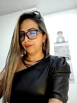 Group _Abril-Office1 on StripChat