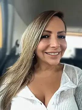 Group _Abril-Office1 on StripChat