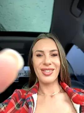 _JessyRey_ — Flash boobs 