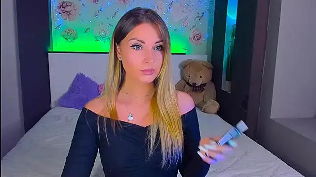 _UrLexxly on StripChat