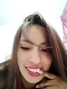 Freechat Adarha_Ramirez on StripChat