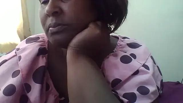 Freechat AddictiveAssCurves on StripChat