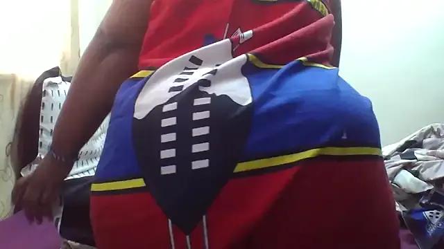 Freechat AddictiveAssCurves on StripChat