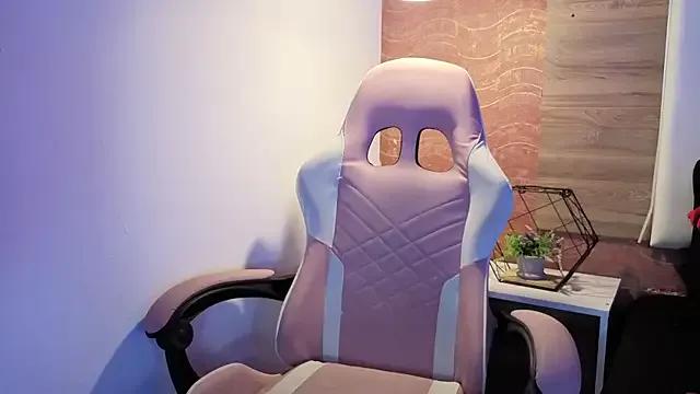 StripChat AgnesIvanova is Freechat AgnesIvanova — fuck my hot pussy with ur fingers