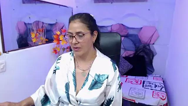 Private AmandaPeet on StripChat