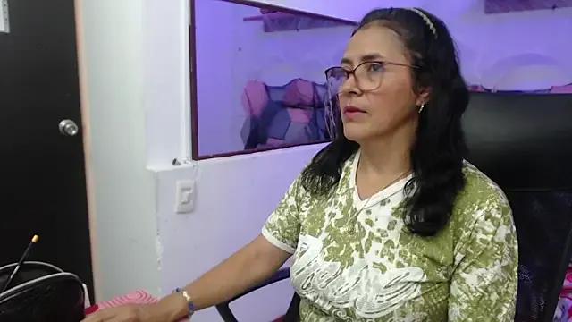 Private AmandaPeet on StripChat