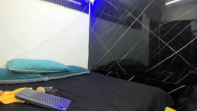 Freechat Analiasmith89 on StripChat