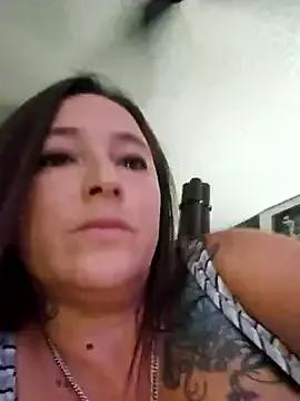 Freechat angelbaby1998 on StripChat