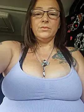 Freechat angelbaby1998 on StripChat