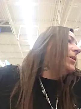 Freechat angelbaby1998 on StripChat